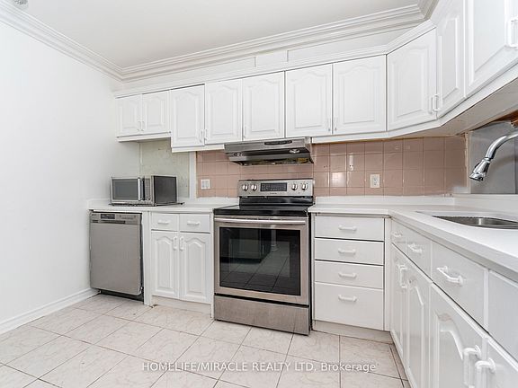 5th image of 236 Albion Rd #208