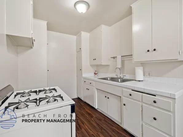 621-625 W. Hyde Park Blvd., 621 W Hyde Park Blvd APT 11, Inglewood, CA 90302