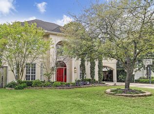 4909 Holly St, Bellaire, TX 77401