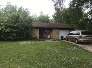 105 4th St NW, Paris, TX 75460