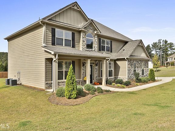 3rd image of 150 Seawright Dr
