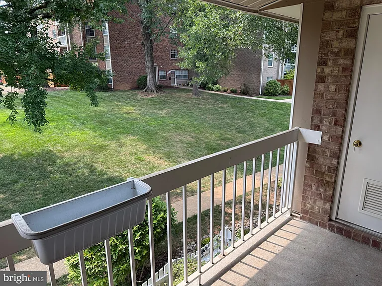 1942 Kennedy Dr #201 — Photo 12