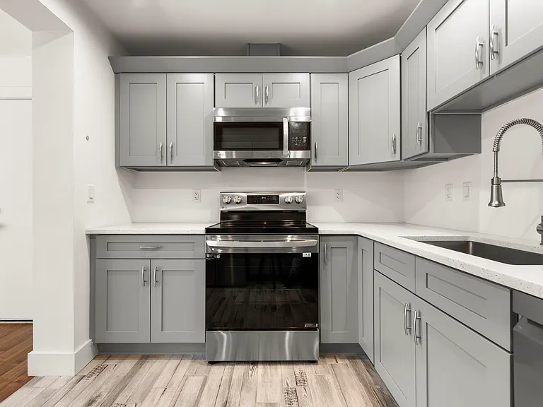 245 E Main St #1 — Photo 25