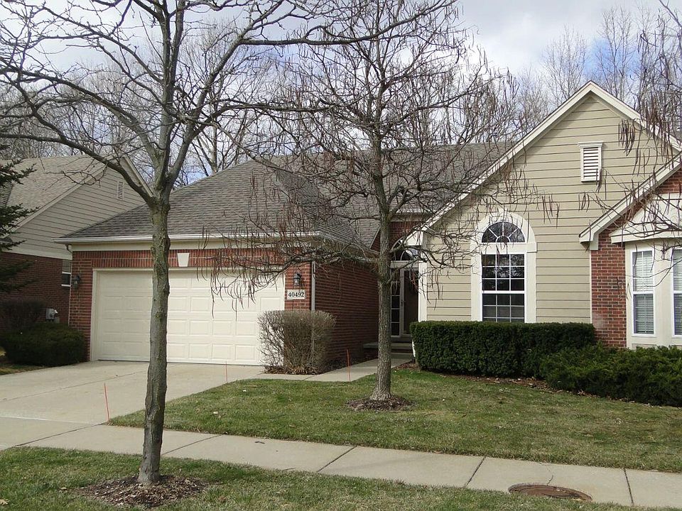 1st image of 40492 Lenox Park Dr