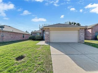 1143 Galicia Ln, Dallas, TX 75217