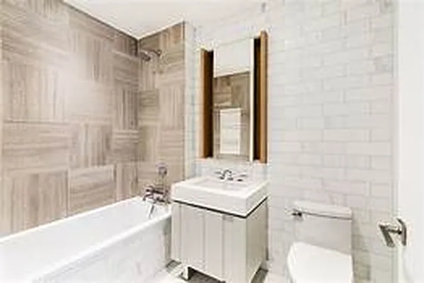 Rented by Nest Seekers International | media 26