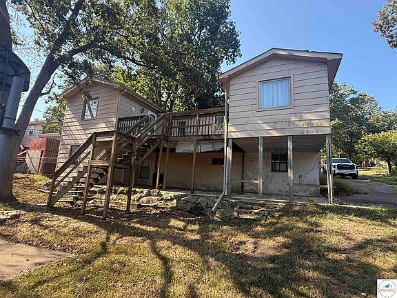 2nd image of 32258 Branch Ave