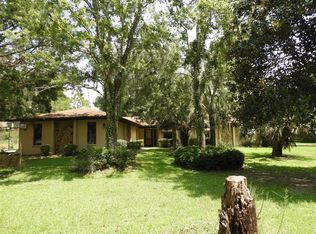 176 Ashley Lake Dr, Melrose, FL 32666