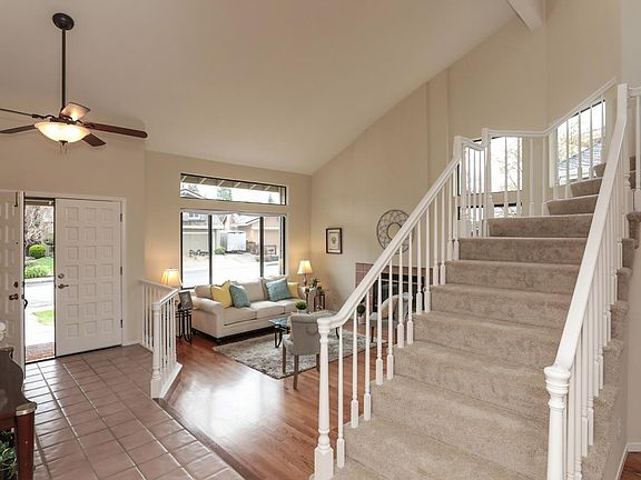 4th image of 1607 Pam Ln