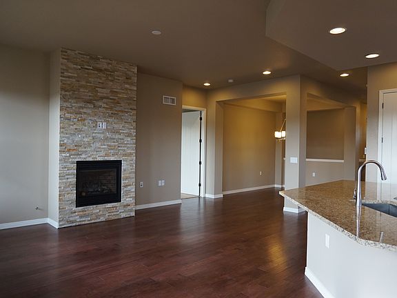 4th image of 1852 Diamond Head Dr