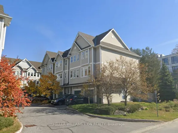 825 Grenon Ave #2, Ottawa, ON K2B 6G1
