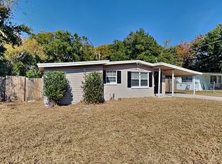305 Bonnlyn Dr, Orange Park, FL 32073