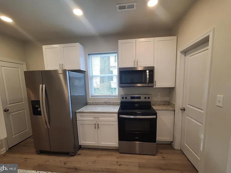 3508 Shepherd St — Photo 3