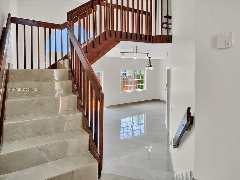 14245 SW 57th Ln #9-5 — Photo 7
