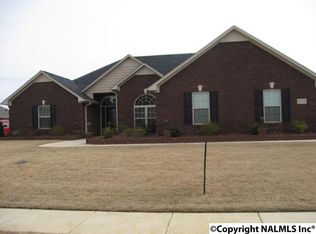 25210 Whispering Ln, Athens, AL 35613