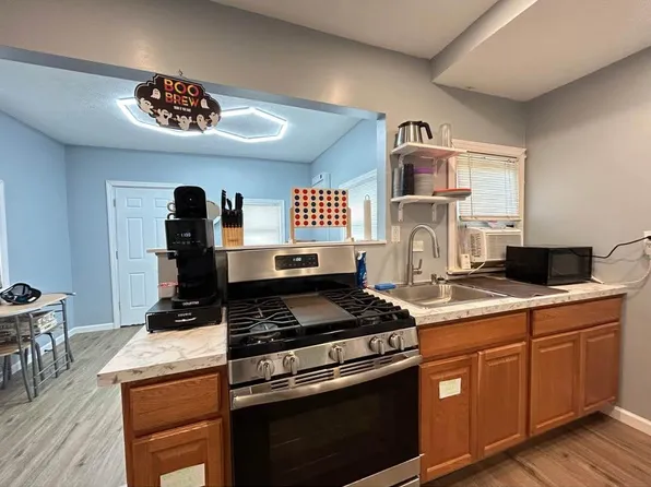 349 Berea St, Berea, OH 44017