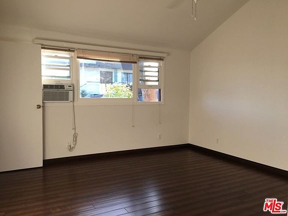 3rd image of 3127 18th St