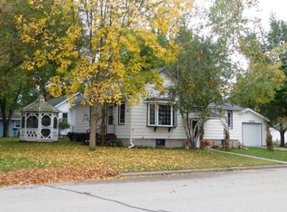 1203 S Smalley St, Shawano, WI 54166