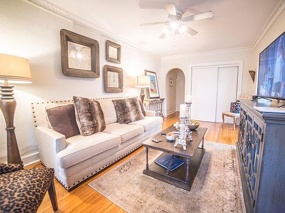 2nd image of 4746 Roanoke Pkwy APT 603
