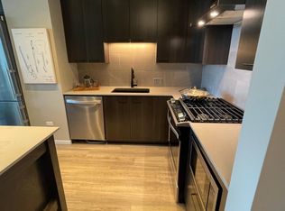909 W Washington Blvd #A-U512, Chicago, IL 60607