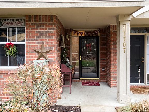 3rd image of 47707 Ormskirk Dr