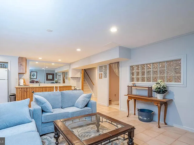 11696 Fox Glen Dr — Photo 36