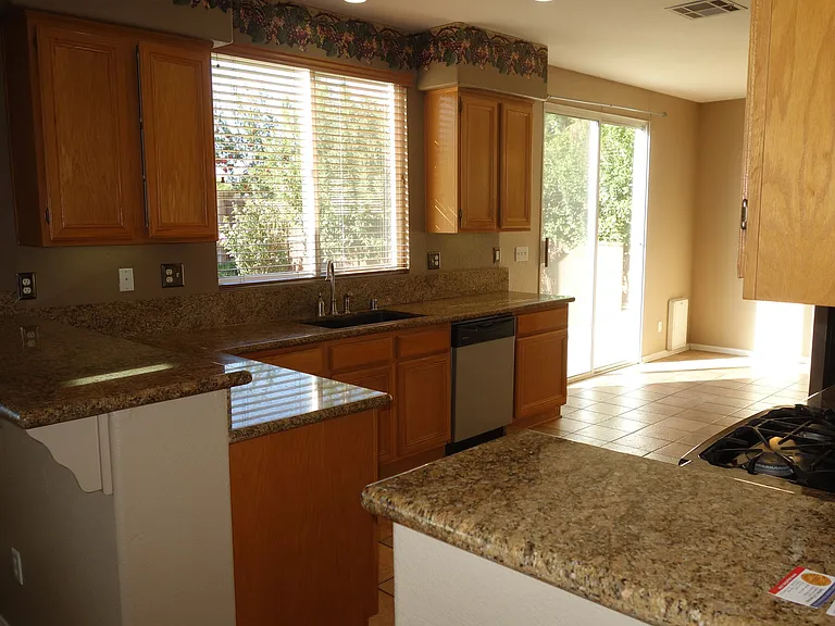 32855 Abana Ct — Photo 4