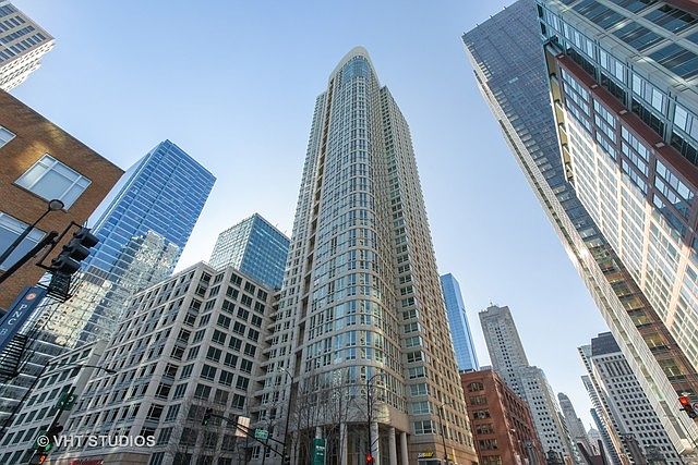 1st image of 345 N Lasalle St #2604