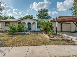 215 Brenda Dr, Converse, TX 78109