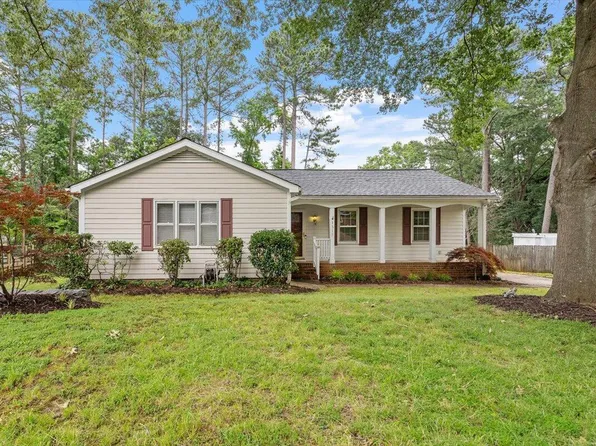 1317 Swallow Dr, Raleigh, NC 27606