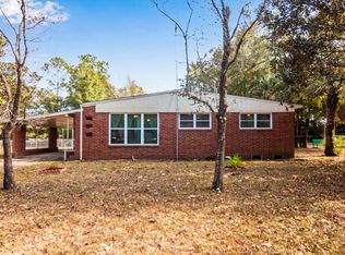 103 Adkinson Dr, Crestview, FL 32536