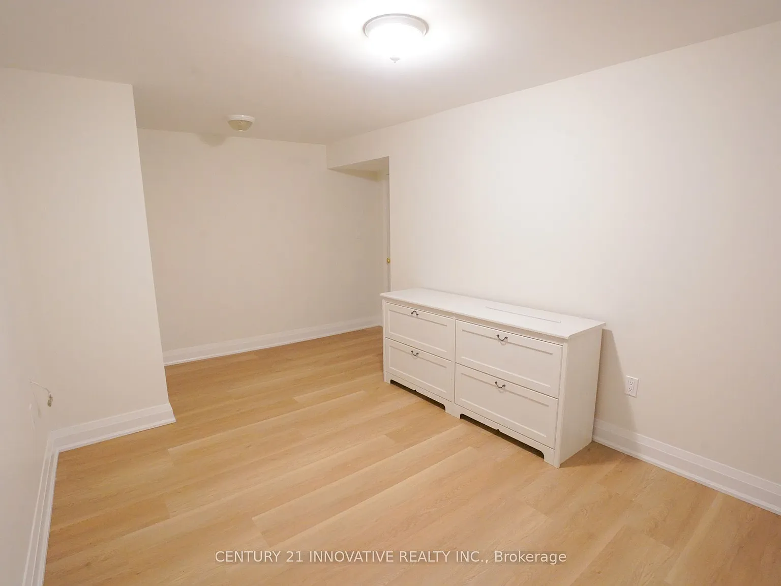 2 bed, $1,800 — Photo 1