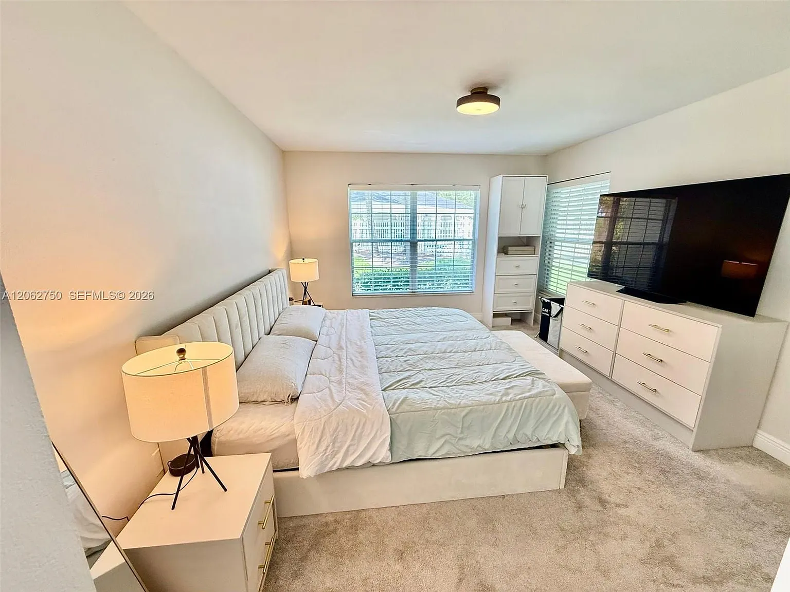 Country Lakes I Condo Phas — Photo 3