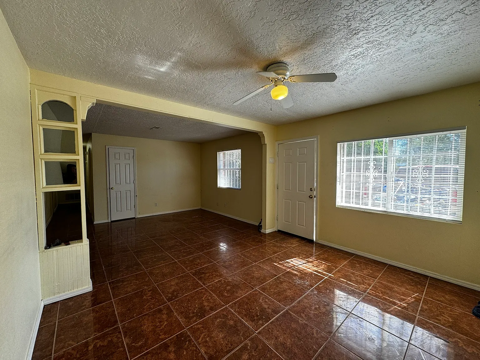 4813 West Glen Drive Southwest - 1 — Photo 2