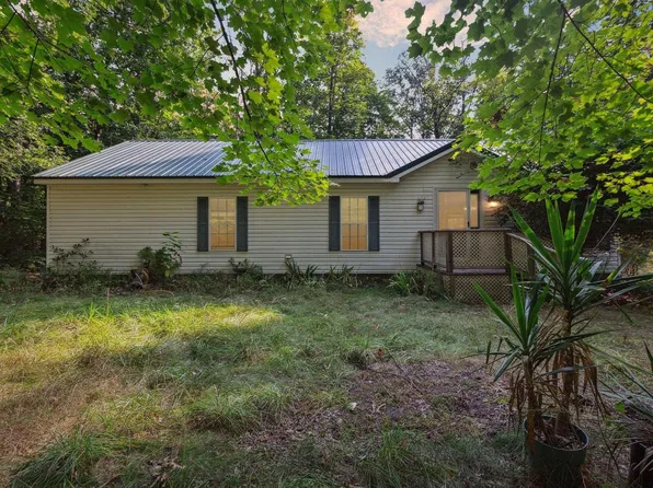 5131 Cedar Ct, Farwell, MI 48622