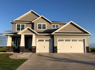 2142 14th St W, West Fargo, ND