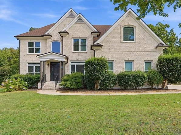 602 Davenport Pl, Canton, GA 30115