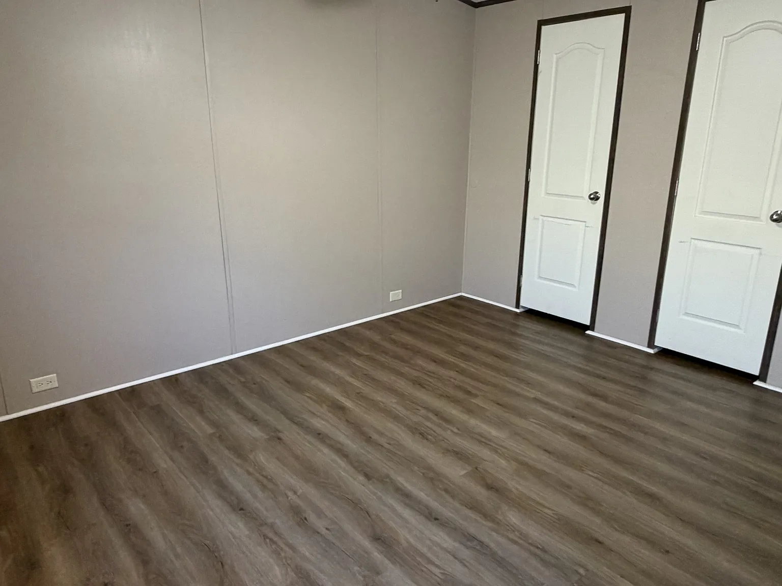 2516 Dana Cir — Photo 4