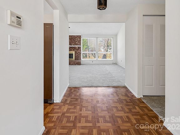 5th image of 5706 Ryder Ave