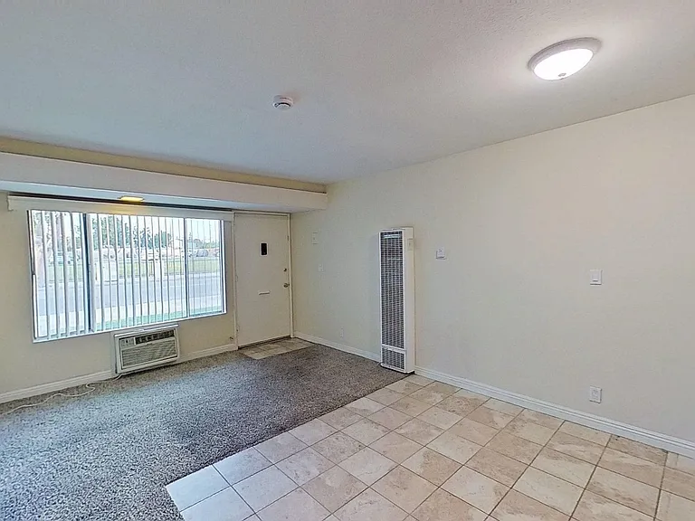 11016 Paloma Ave — Photo 3