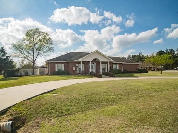 1357 Melissa Dr, Deridder, LA 70634