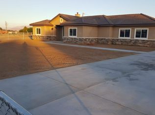 14855 Luna Rd, Victorville, CA 92392