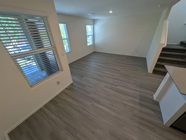 4820 Orchid Ridge Ave — Photo 7