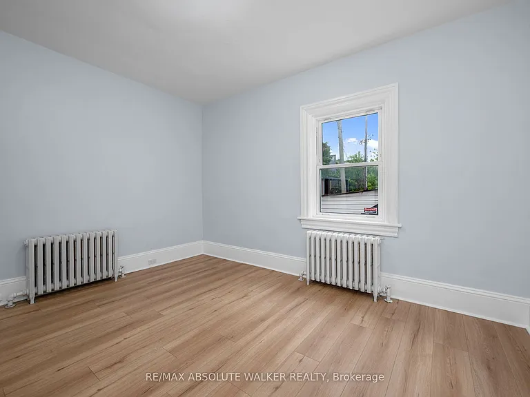 31 Crichton St #A — Photo 35