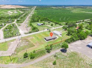 1920 Algoa Friendswood Rd, Alvin, TX 77511