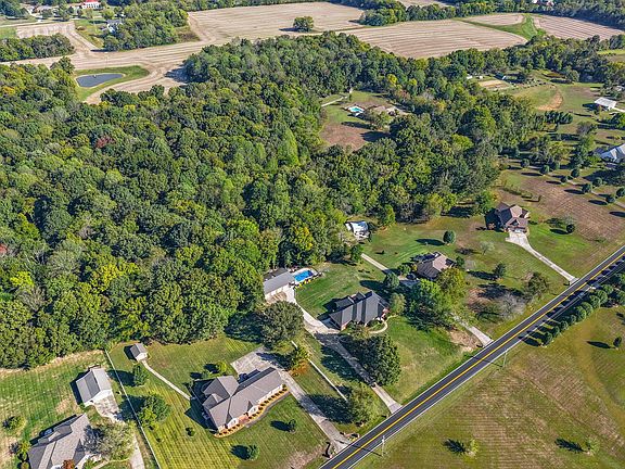 4th image of 635 Mobley Rd
