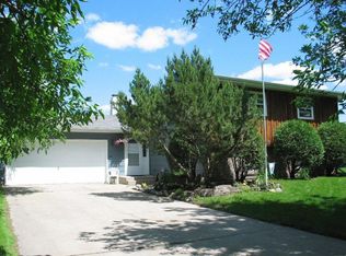 1628 20th St NW, East Grand Forks, MN 56721