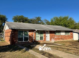 5819 Stonybrook Dr, San Antonio, TX 78242