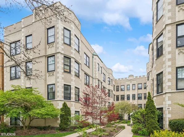 544 Sheridan Rd APT 3E, Evanston, IL 60202