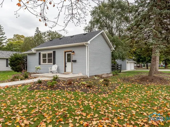 244 W 5th St, Perrysburg, OH 43551